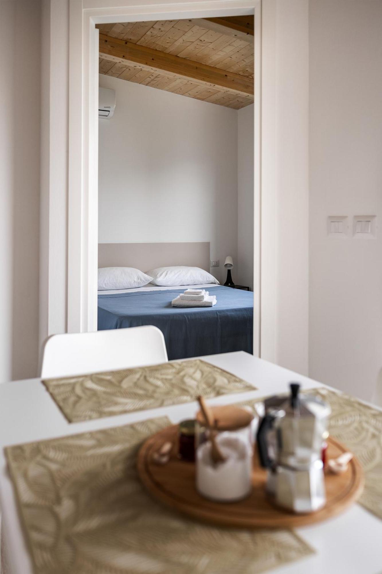 Villaggio Camping Poseidon - Bungalows & Rooms With Sea View In Nature Santa Caterina Dello Ionio Marina Exteriör bild